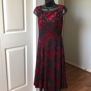 Betsey Johnson Black Red Floral Sleeveless Dress Size